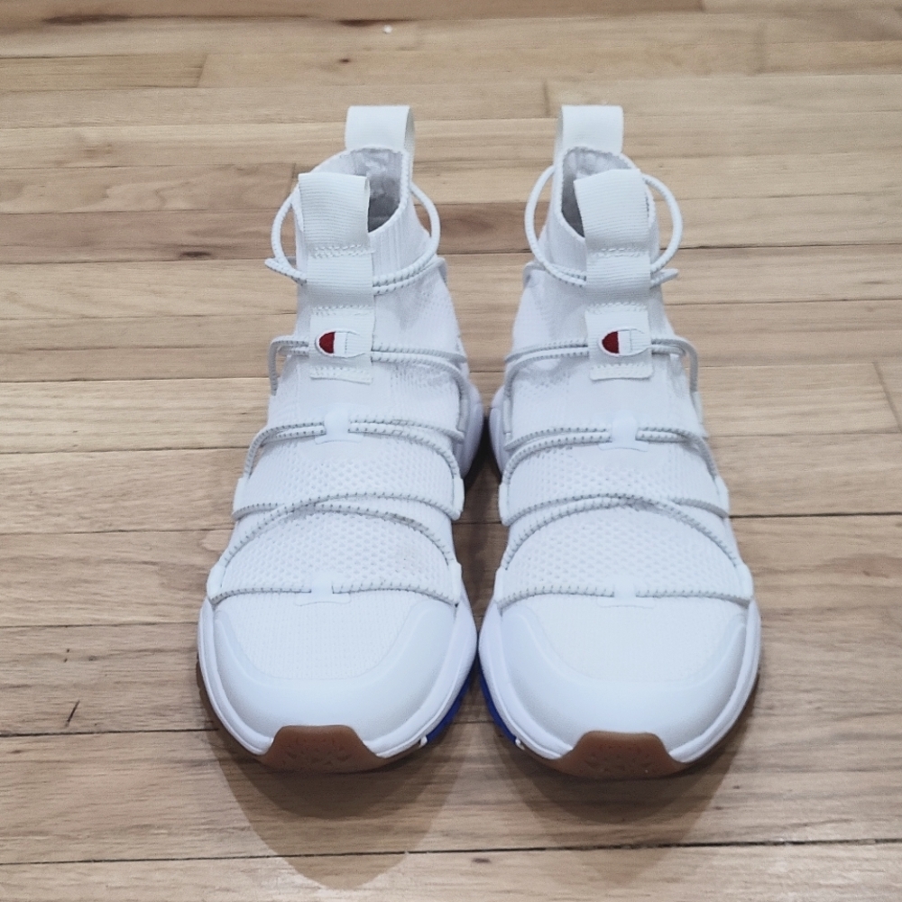 Women's shoes rally champion white color size 7.5